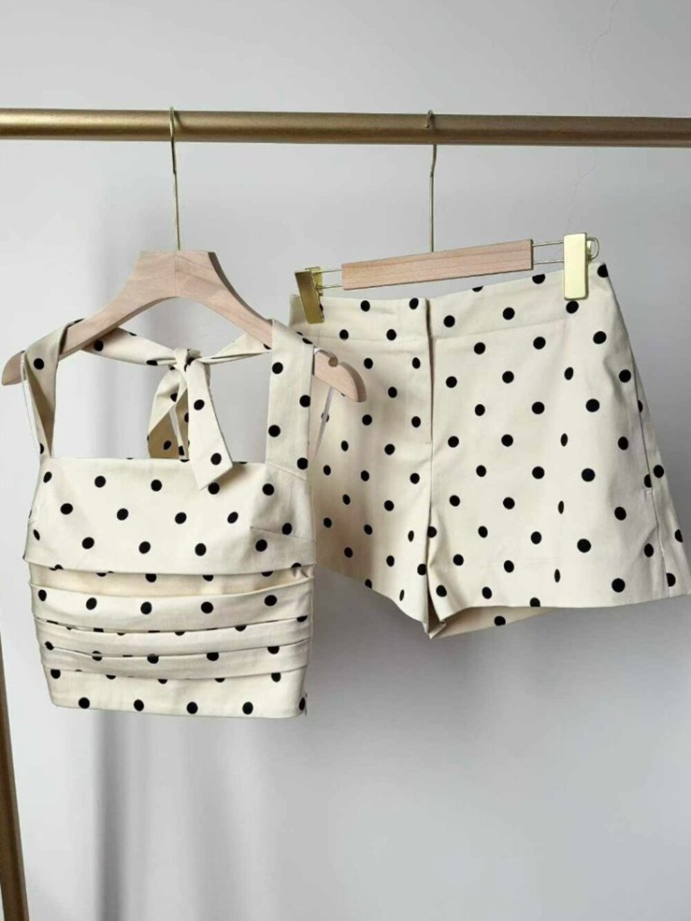 L'Academie Cream Polka Dot Crop Top and shorts set - Picture 5 of 10